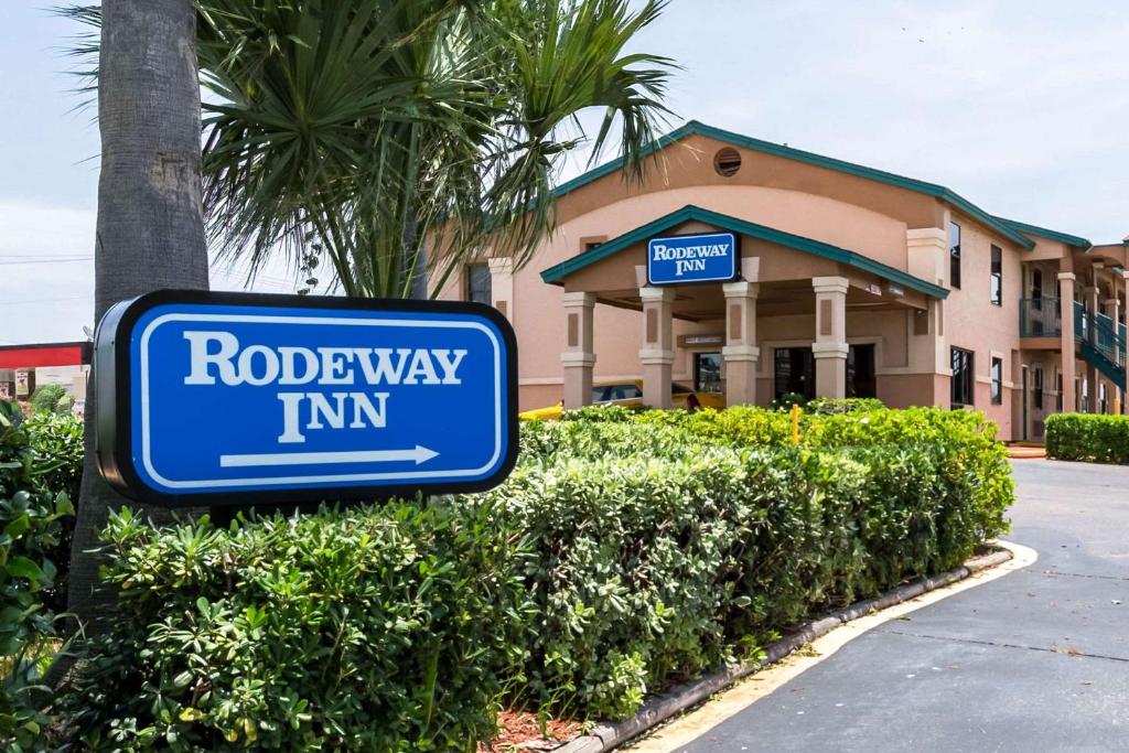 Rodeway Inn - Galveston Main image 1